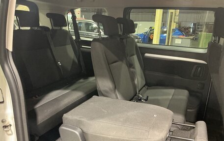 Peugeot Traveller I, 2020 год, 2 379 000 рублей, 10 фотография