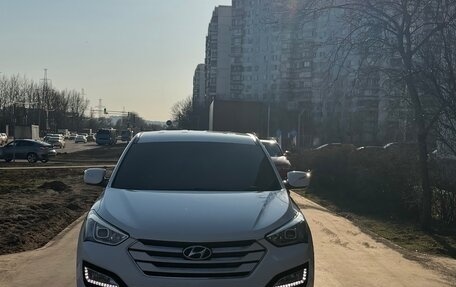 Hyundai Santa Fe III рестайлинг, 2013 год, 1 700 000 рублей, 2 фотография