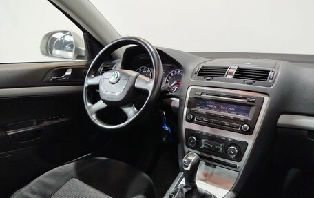 Skoda Octavia, 2012 год, 890 000 рублей, 14 фотография