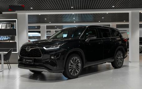 Toyota Highlander, 2025 год, 5 700 000 рублей, 1 фотография