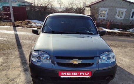 Chevrolet Niva I рестайлинг, 2018 год, 950 000 рублей, 12 фотография