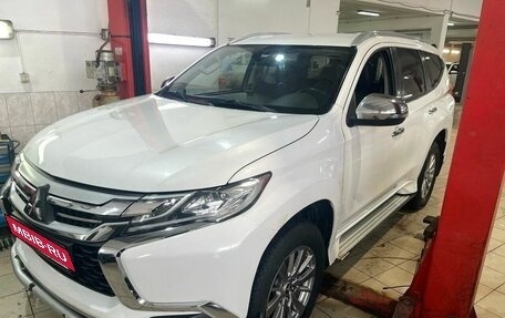 Mitsubishi Pajero Sport III рестайлинг, 2018 год, 3 300 000 рублей, 1 фотография