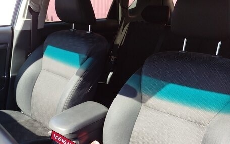 Pontiac Vibe II, 2008 год, 770 000 рублей, 12 фотография