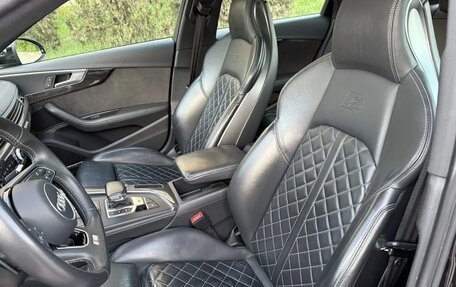 Audi S4, 2019 год, 4 000 000 рублей, 4 фотография