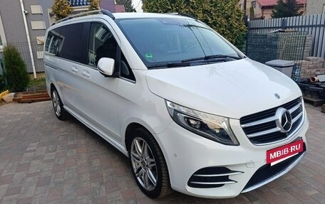 Mercedes-Benz V-Класс, 2018 год, 5 200 000 рублей, 6 фотография