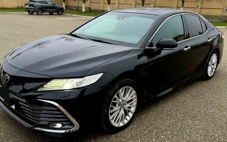 Toyota Camry, 2019 год, 2 450 000 рублей, 4 фотография