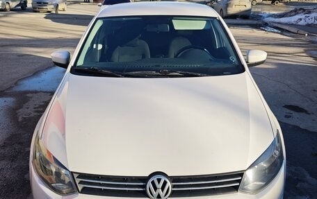 Volkswagen Polo VI (EU Market), 2011 год, 870 000 рублей, 2 фотография