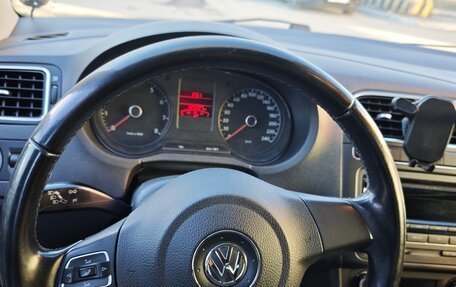 Volkswagen Polo VI (EU Market), 2011 год, 870 000 рублей, 9 фотография