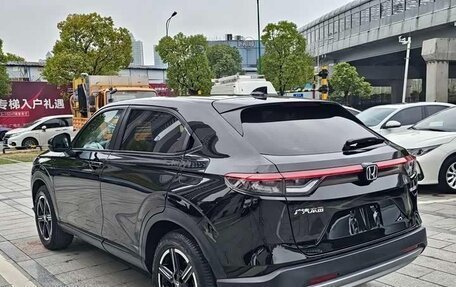 Honda Vezel, 2023 год, 2 316 000 рублей, 5 фотография