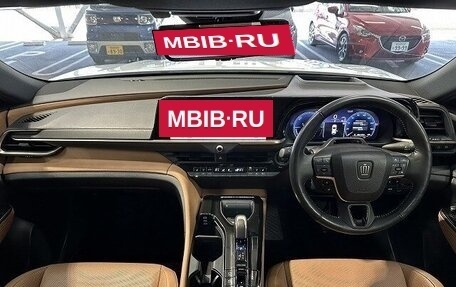 Toyota Crown, 2023 год, 7 810 000 рублей, 13 фотография