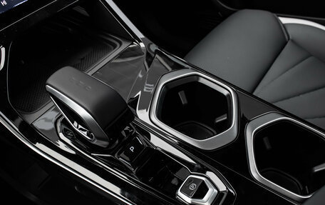 Geely Atlas, 2025 год, 3 760 990 рублей, 16 фотография