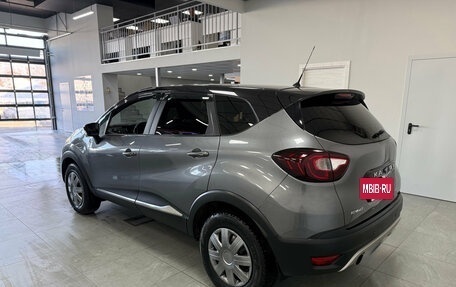 Renault Kaptur I рестайлинг, 2018 год, 1 190 000 рублей, 4 фотография