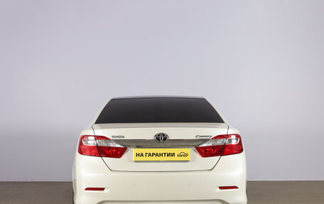 Toyota Camry, 2012 год, 2 099 000 рублей, 6 фотография