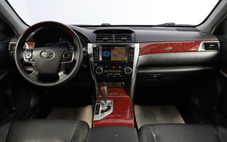 Toyota Camry, 2012 год, 2 099 000 рублей, 11 фотография