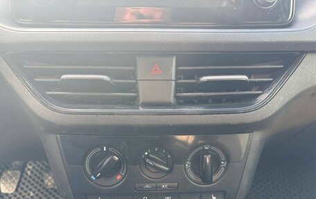 Skoda Rapid II, 2020 год, 1 090 000 рублей, 17 фотография