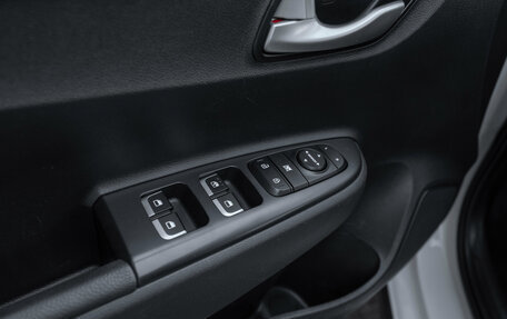 KIA Rio IV, 2022 год, 1 795 000 рублей, 19 фотография