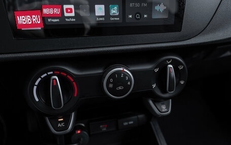 KIA Rio IV, 2022 год, 1 795 000 рублей, 15 фотография