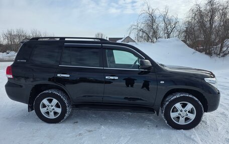 Toyota Land Cruiser 200, 2010 год, 3 700 000 рублей, 2 фотография