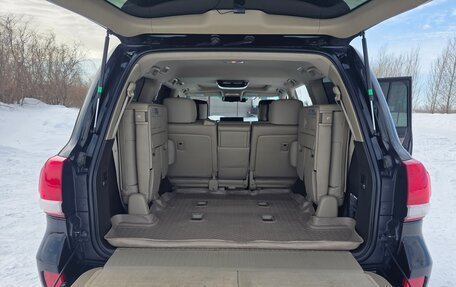 Toyota Land Cruiser 200, 2010 год, 3 700 000 рублей, 13 фотография