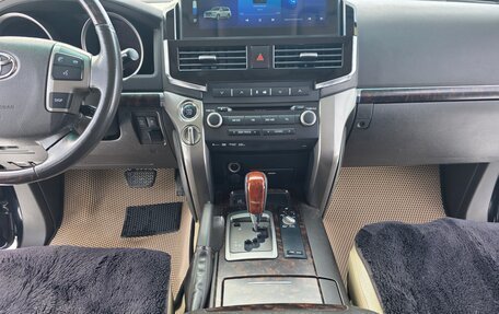 Toyota Land Cruiser 200, 2010 год, 3 700 000 рублей, 21 фотография
