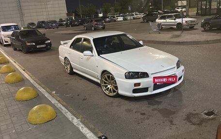 Nissan Skyline, 1999 год, 1 450 000 рублей, 15 фотография