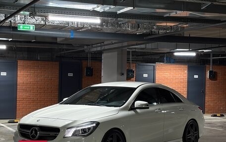 Mercedes-Benz CLA AMG, 2015 год, 1 800 000 рублей, 2 фотография