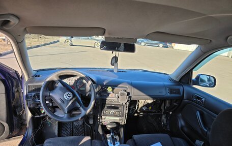 Volkswagen Golf IV, 2002 год, 250 000 рублей, 12 фотография