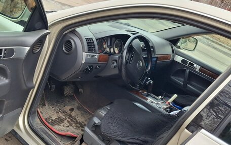 Volkswagen Touareg III, 2003 год, 950 000 рублей, 8 фотография