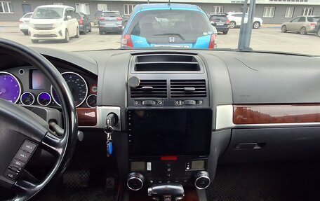 Volkswagen Touareg III, 2003 год, 950 000 рублей, 18 фотография