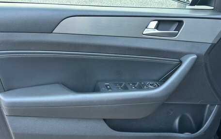 Hyundai Sonata VII, 2019 год, 1 990 000 рублей, 10 фотография