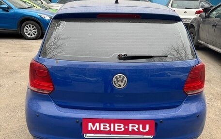 Volkswagen Polo VI (EU Market), 2011 год, 420 000 рублей, 3 фотография
