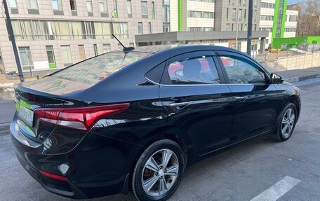 Hyundai Solaris II рестайлинг, 2017 год, 1 420 000 рублей, 2 фотография