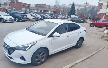 Hyundai Solaris II рестайлинг, 2021 год, 1 700 000 рублей, 7 фотография