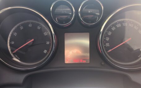 Opel Astra J, 2011 год, 620 000 рублей, 6 фотография