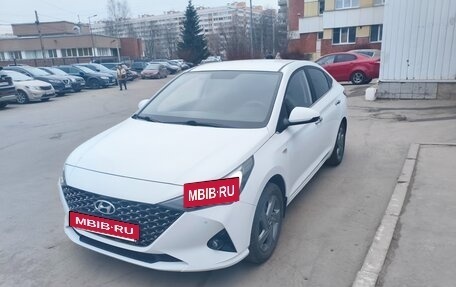 Hyundai Solaris II рестайлинг, 2021 год, 1 700 000 рублей, 9 фотография