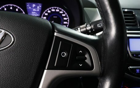 Hyundai Solaris II рестайлинг, 2013 год, 800 000 рублей, 14 фотография