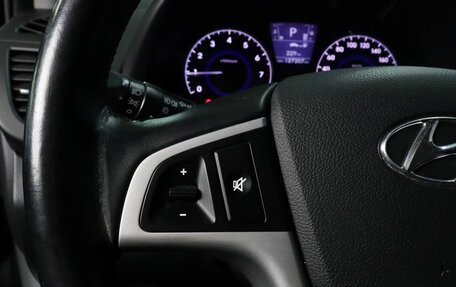 Hyundai Solaris II рестайлинг, 2013 год, 800 000 рублей, 13 фотография