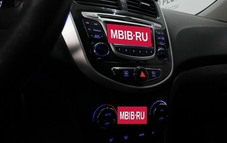 Hyundai Solaris II рестайлинг, 2013 год, 800 000 рублей, 10 фотография