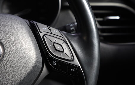 Toyota C-HR I рестайлинг, 2018 год, 2 149 000 рублей, 15 фотография