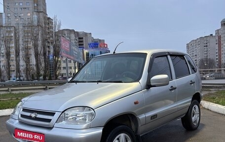 Chevrolet Niva I рестайлинг, 2006 год, 350 000 рублей, 1 фотография