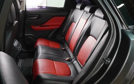 Jaguar F-Pace, 2016 год, 3 350 000 рублей, 9 фотография