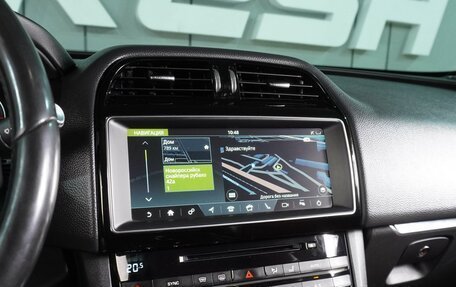 Jaguar F-Pace, 2016 год, 3 350 000 рублей, 13 фотография