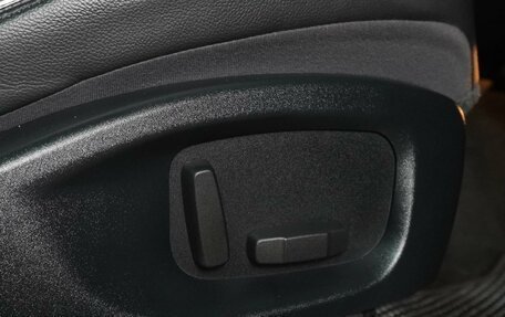 Jaguar F-Pace, 2016 год, 3 350 000 рублей, 20 фотография