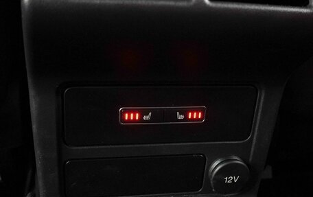 Jaguar F-Pace, 2016 год, 3 350 000 рублей, 23 фотография