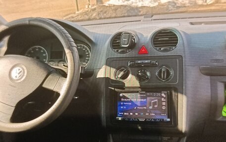 Volkswagen Caddy III рестайлинг, 2010 год, 640 000 рублей, 7 фотография