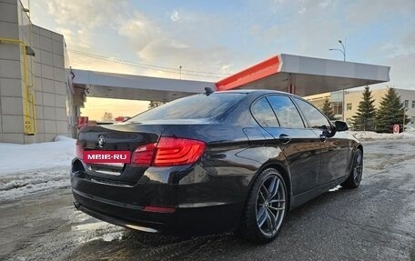 BMW 5 серия, 2011 год, 1 480 000 рублей, 2 фотография