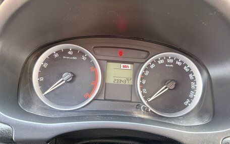 Skoda Fabia II, 2008 год, 380 000 рублей, 10 фотография