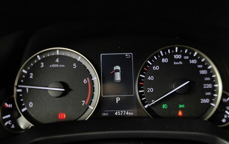 Lexus RX IV рестайлинг, 2022 год, 6 000 000 рублей, 17 фотография