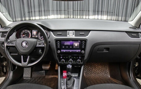 Skoda Octavia, 2017 год, 2 098 000 рублей, 14 фотография