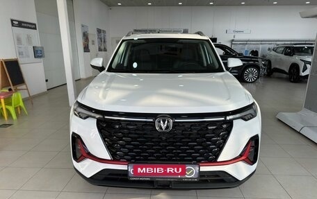 Changan CS35 Plus, 2023 год, 2 099 900 рублей, 2 фотография